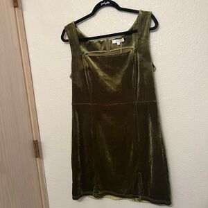 RIHOAS Green Velour Sleeveless Slit Mini XL dress